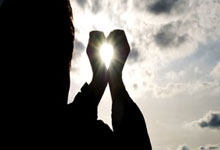 包含再次客场作战，热刺面对南安普顿的词条